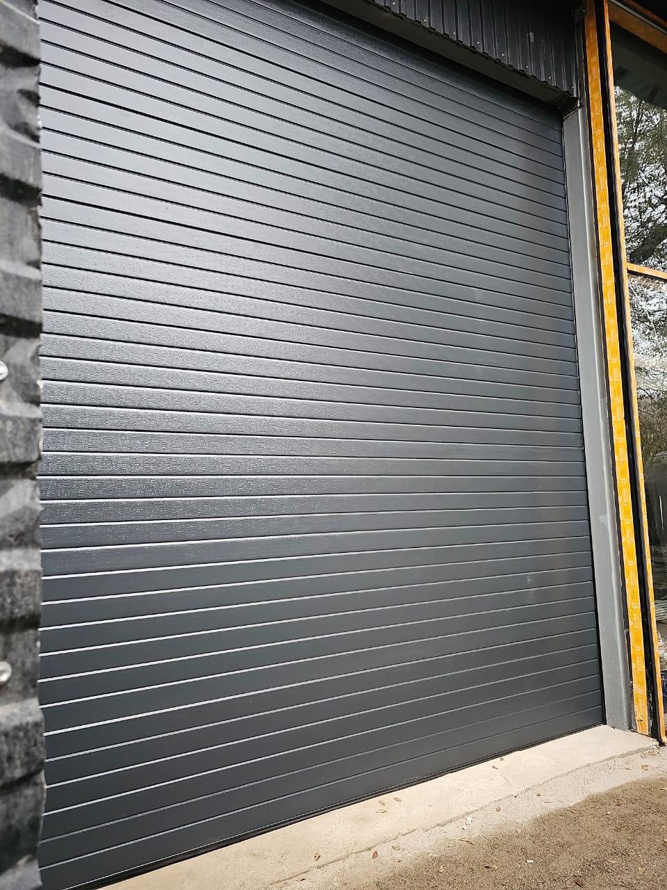 Секционные ворота Шириной от 4000мм - фото 1 - id-p113810791