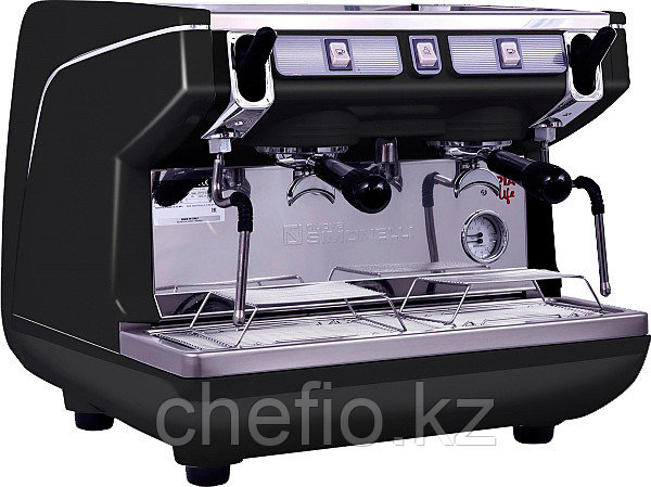 Рожковая кофемашина Nuova Simonelli Appia Life Compact 2Gr S 220V black+economizer+high groups (167633) - фото 2 - id-p113617921