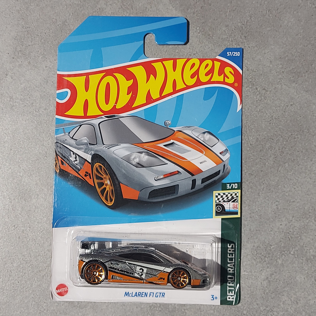 Оригинальная Машинка "Hot wheels" McLAREN F1 GTR. Retro Racers. Mattel. 57/250. Хотвилс. Машинки. Подарок.
