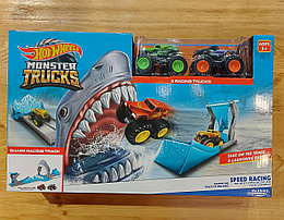 Трек "Hot wheels" Monster Trucks - Shark Racing Track. Трэк Атака Акулы. Хот вилс. Трасса. 2 джипа.