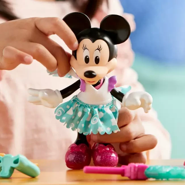 Сказочная модная кукла Disney Just Play Minnie Mouse -Набор сказочных модных кукол Disney Junior Minnie Mouse