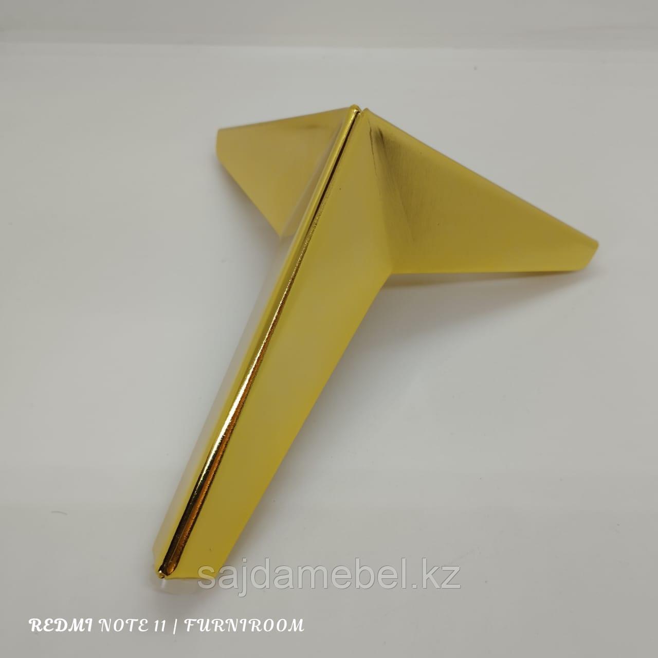Ножка для мягкой и корпусной мебели,с наклоном,15 см,золото - фото 1 - id-p113758219