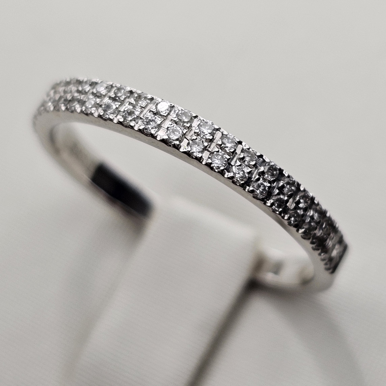 Золотое кольцо с бриллиантами б/з 0,21Ct VS1/H размер 17,5