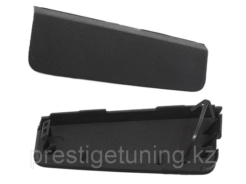 Заглушка решетки бампера правая (R) на RAV4 2019-23 (SAT)