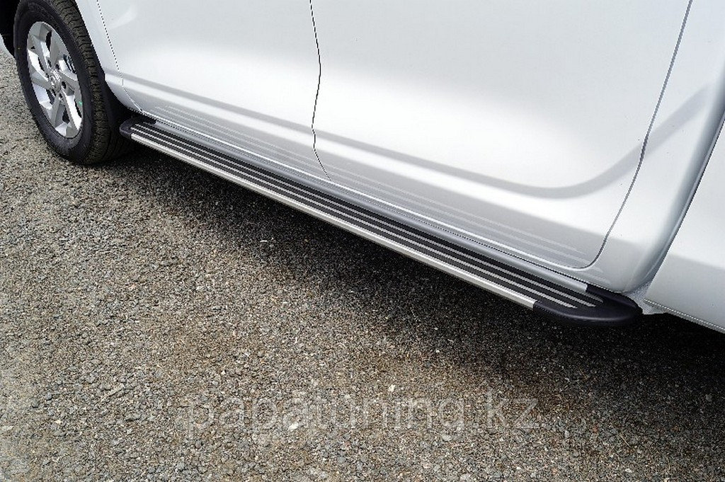 Пороги алюминиевые "Slim Line Silver" 1920 мм ТСС для Changan Hunter Plus 2023-