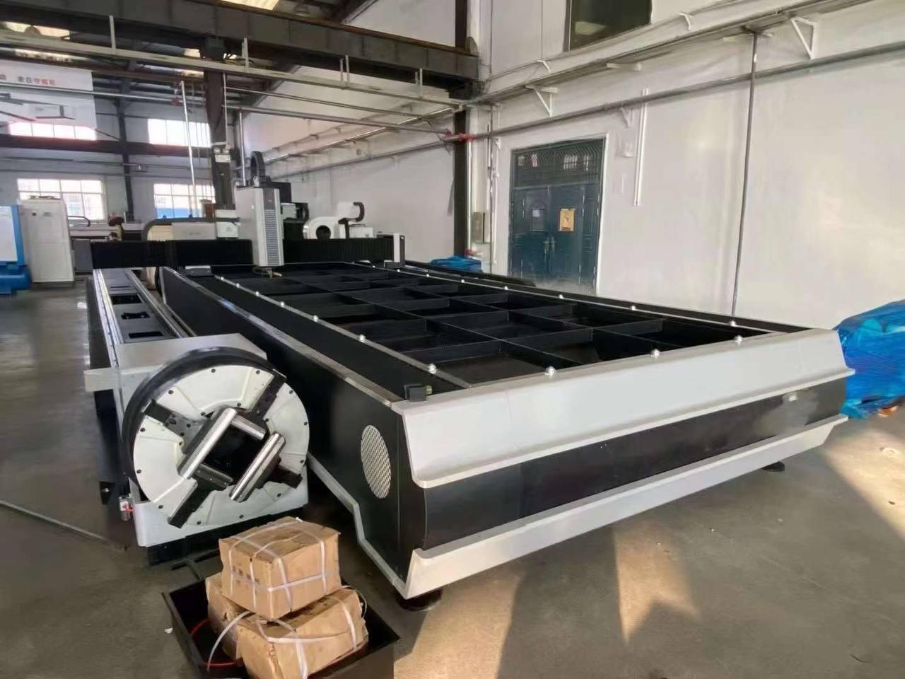 Комбинированный станок лазерной резки металла с труборезом 1500W Raycus