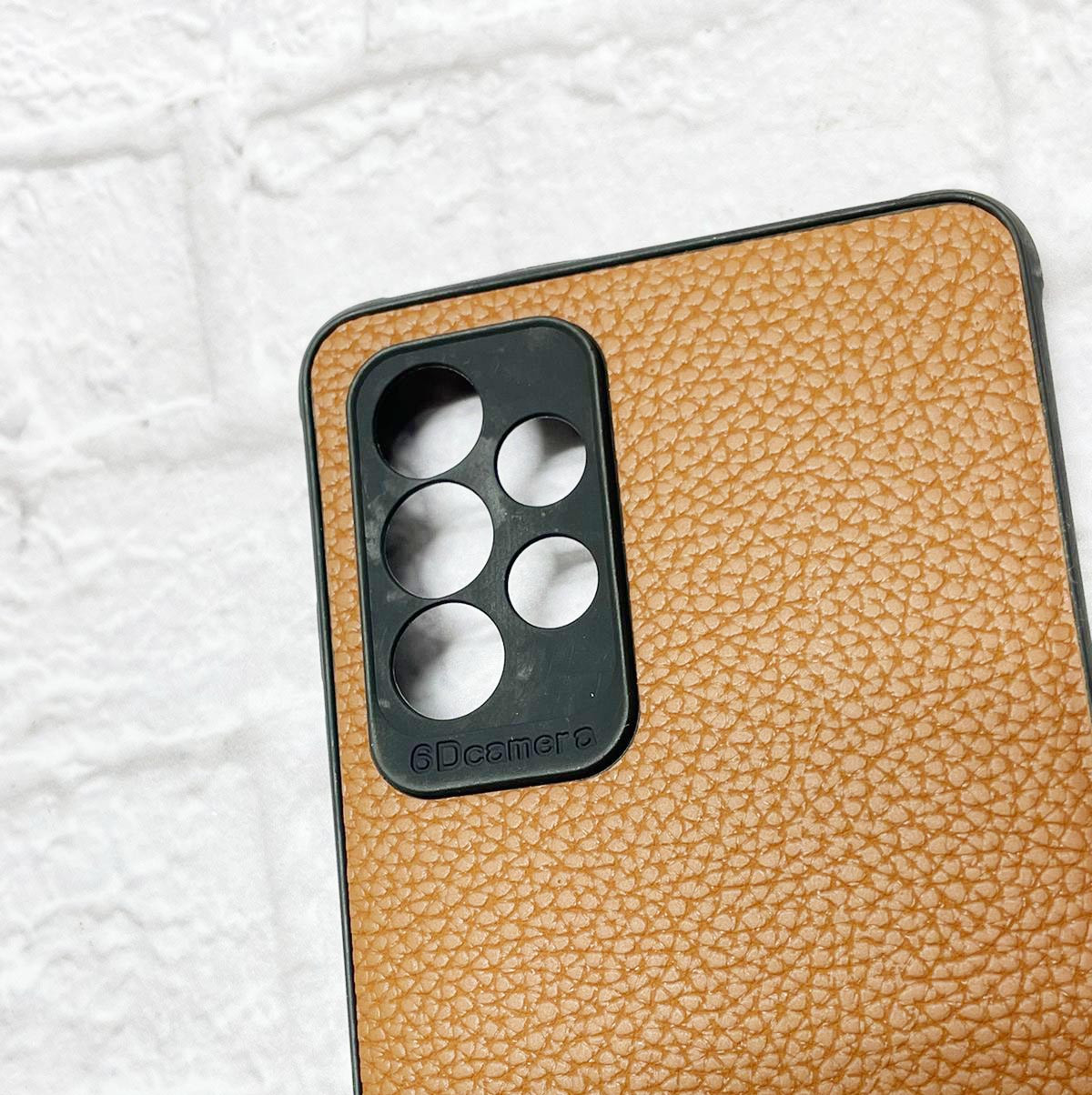 Чехол силиконовый на телефон Samsung Galaxy A52 коричневый под кожу - фото 3 - id-p113823764