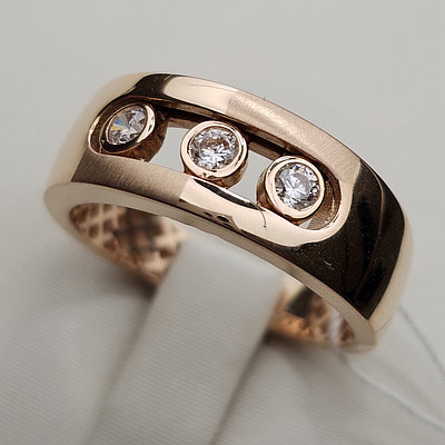 Золотое кольцо 585 проба к/з 4,16гр размер 18 фианиты