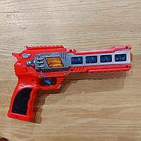 Игрушечный пластиковый детский пистолет "Space Marines" со световыми и музыкальными эффектами. Цвет - красный.