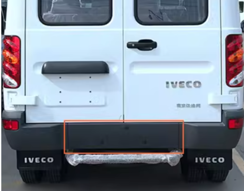 503643123 Бампер задний Iveco Power Daily