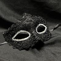 Венецианская маска Коломбина кружевная черная