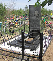 Памятник гранитный