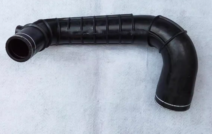 503645966 Патрубок воздушного фильтра верхний Iveco Daily