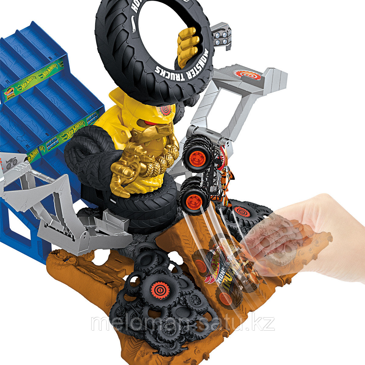 Hot Wheels: Monster Trucks. Игровой набор Мегарэкс против Крашзиллы - фото 7 - id-p113870848