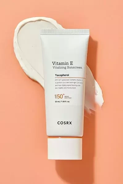 Солнцезащитный крем: Cosrx Vitamin E Vitalizing Sunscreen Spf 50+ 50ml - фото 2 - id-p113819275