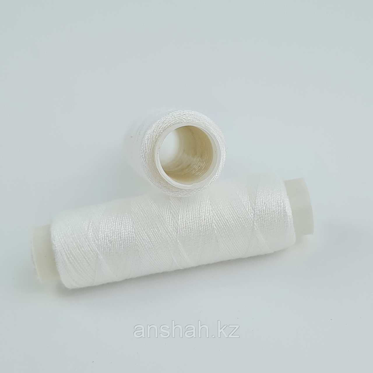 Швейные нитки "Miliard", белый цвет, 10 шт - фото 1 - id-p47698604