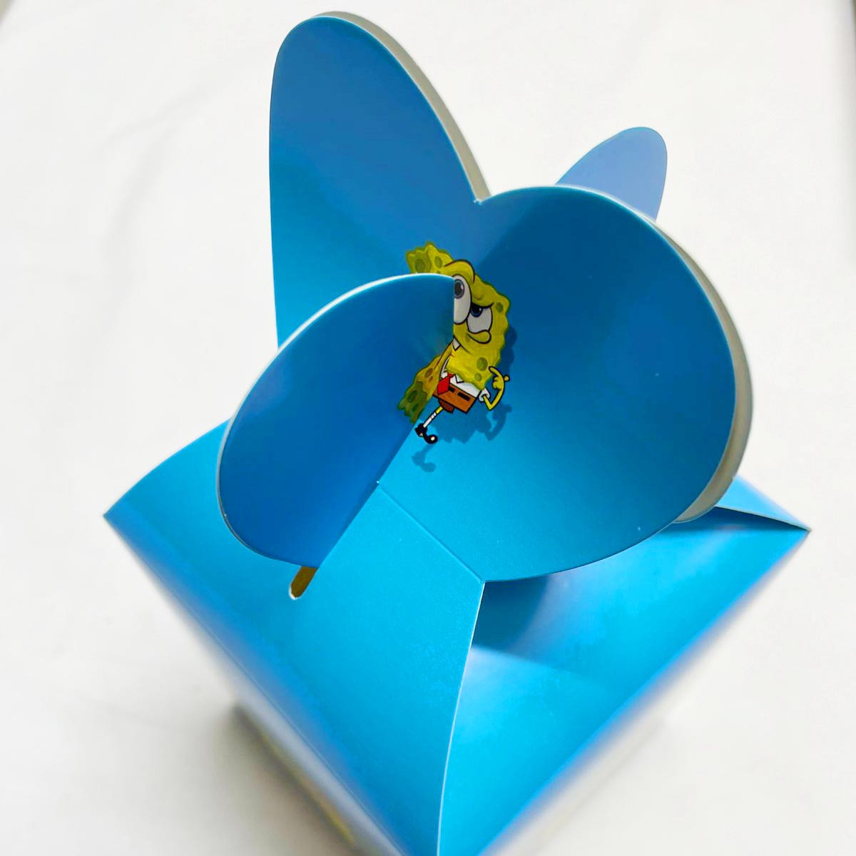 Подарочная коробка спанч боб 21*10 см синяя - фото 4 - id-p113881410