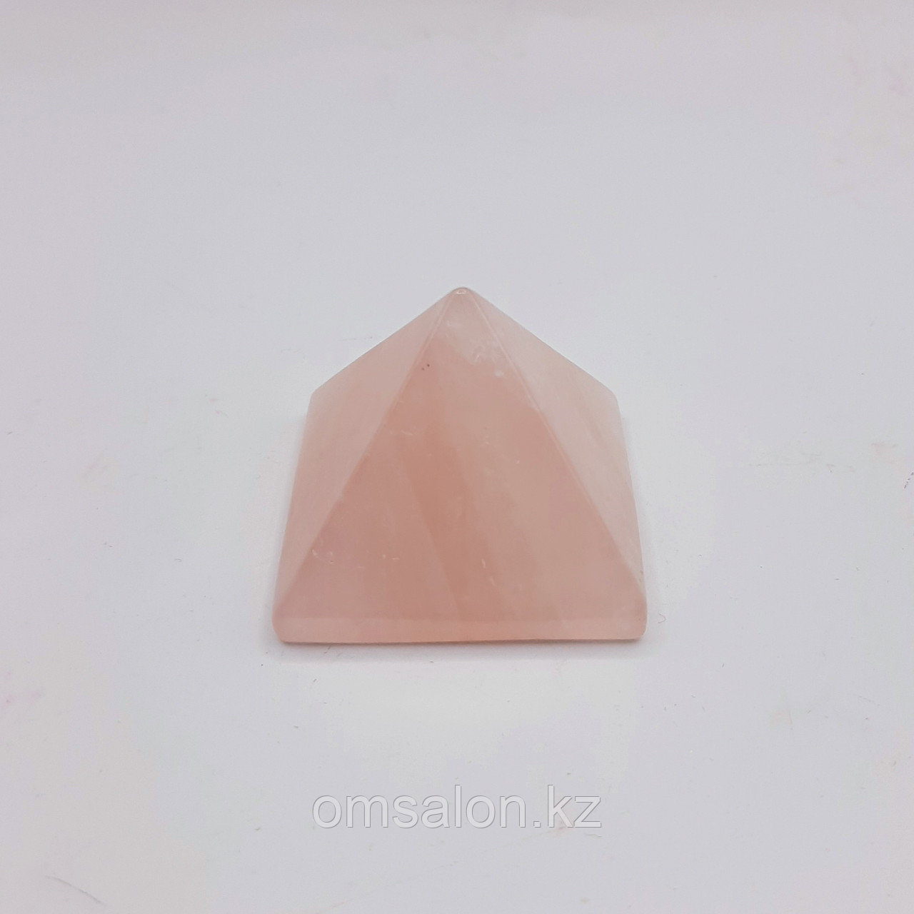 Пирамида из розового кварца кварца, 38х38х33мм - фото 1 - id-p113895356