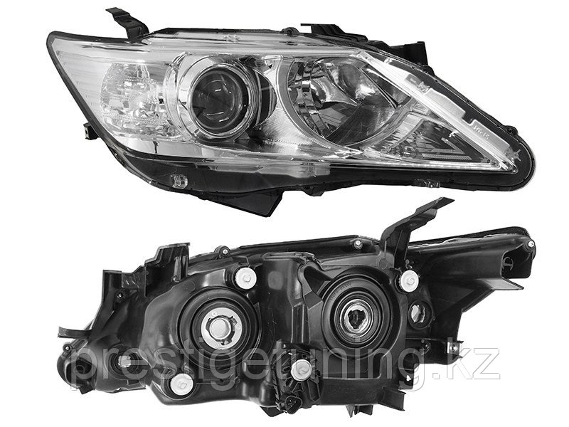 Передняя фара правая (R) под галоген на Camry V50 2011-14 (SAT)