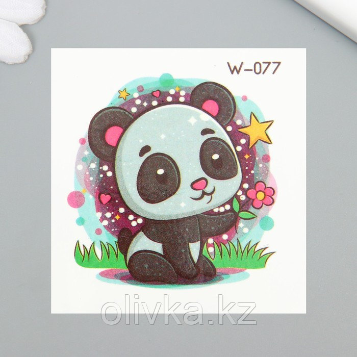 Татуировка на тело цветная "Малыш панды с цветочком" 6х6 см