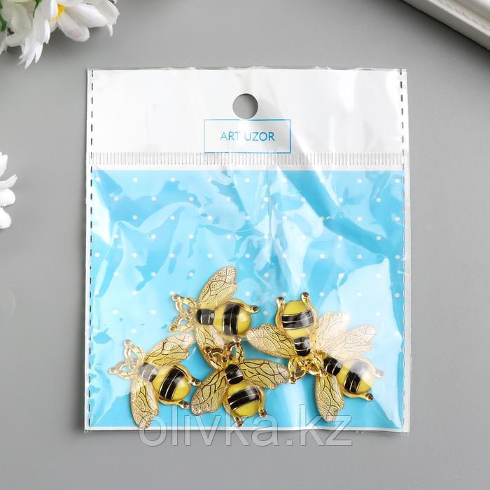 Декор для творчества пластик "Пчёлка с золотыми линиями" 2,6х3,1 см - фото 4 - id-p113948264