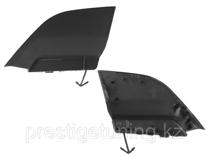 Заглушка под крюк правый (R) на RAV4 2015-19 (SAT)