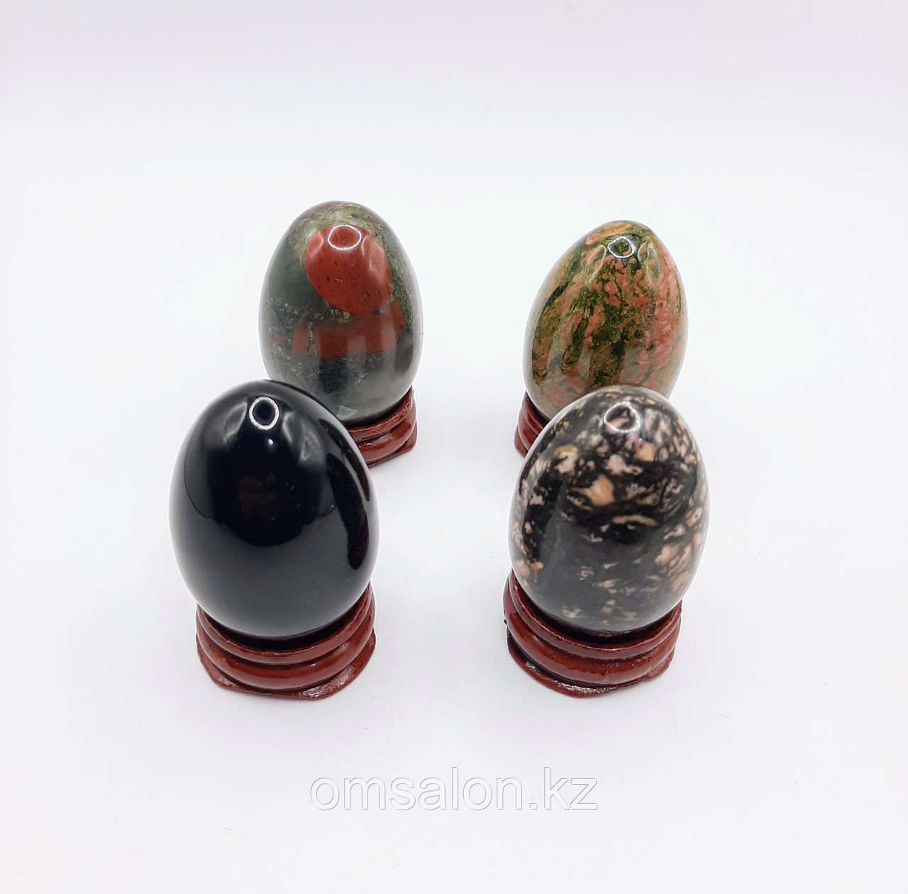 Яйцо из натурального камня в ассортименте, 45х30мм - фото 1 - id-p114028391
