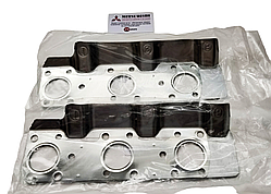 Шығару коллекторының төсемі оң жақтағы Mitsubishi телнұсқасы