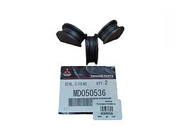 Төсеу жарты ай Mitsubishi түпнұсқасы