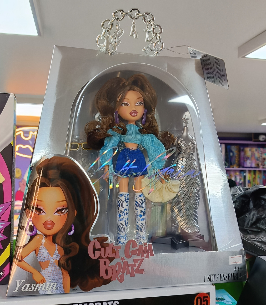 Оригинальная кукла Bratz Cult Gaia Designer Yasmin (Байтурсынова 15) - фото 2 - id-p114075808