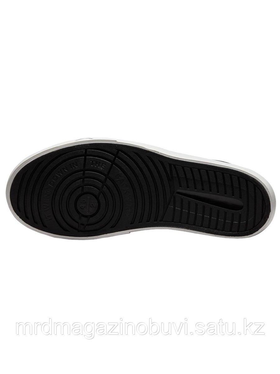 Кроссовки Nike Air Jordan Retro, черный/белый - фото 4 - id-p114102828