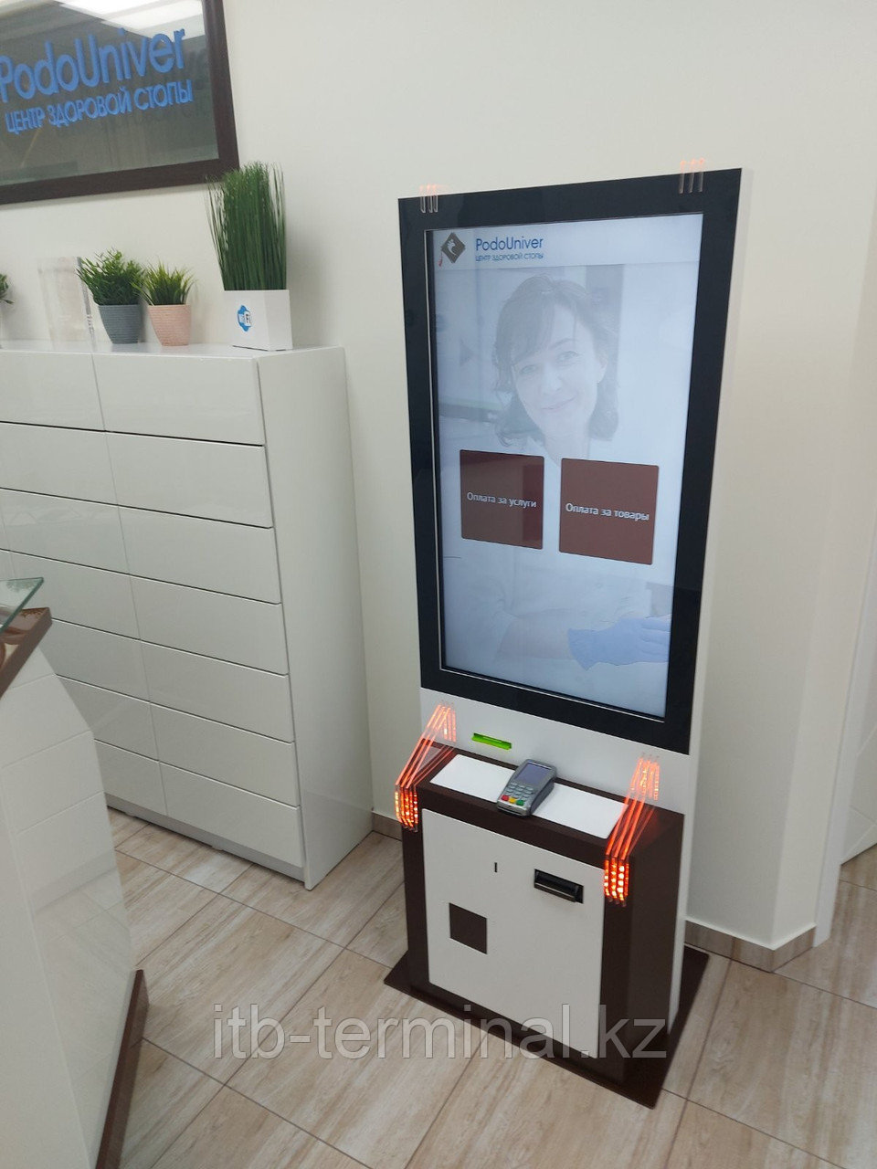 Электронный кассир 43 диагонали, фото 1