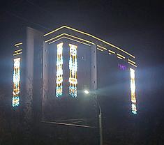 Светодиодная конструкция  для оформления здания "Серьга" 2м на 10 м