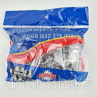 Стриптизаторлар қызды жалаңаштап тастаған