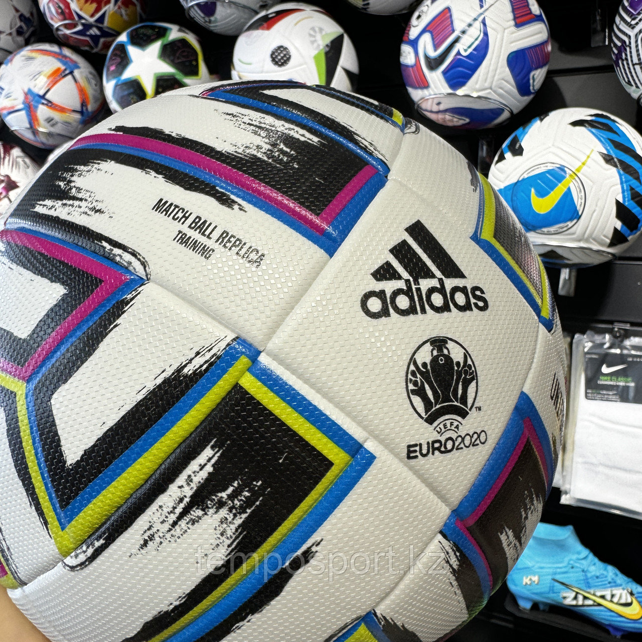 Мяч футбольный Adidas Uniforia Euro 2020 размер 5 - фото 2 - id-p82508633