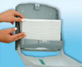 Диспенсер для листовых бумажных полотенец Z укладки Vialli K1М (металлик) - фото 4 - id-p114380995