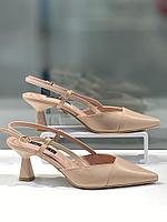 Босоножки женские низкий каблук, бежевого цвета. Новая коллекция обуви лето 2024.