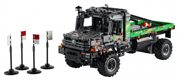 Конструктор LEGO Technic Полноприводный грузовик-внедорожник Mercedes-Benz Zetros 42129 - фото 1 - id-p114394032