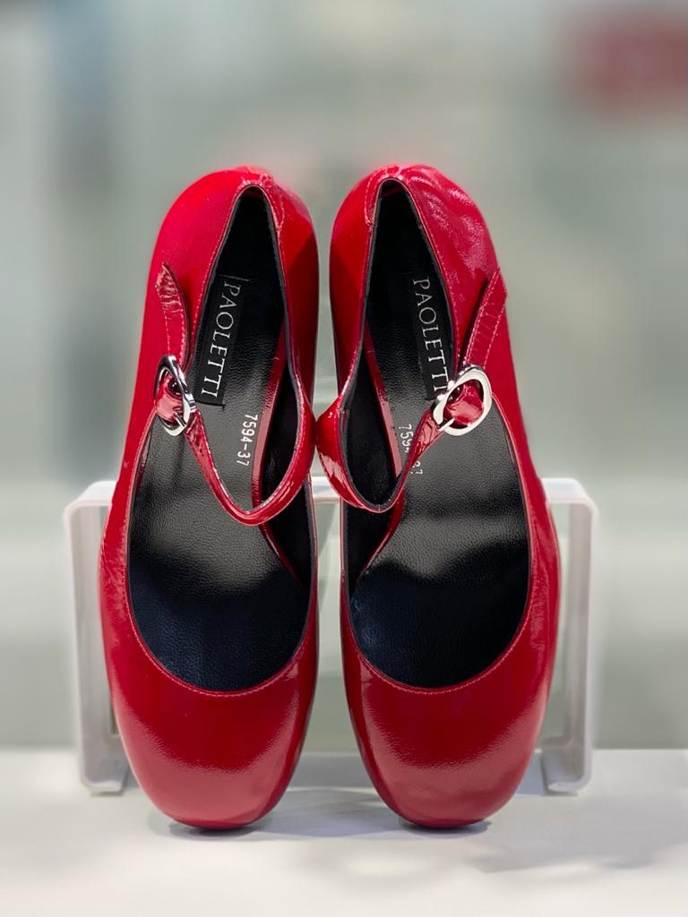 Туфли на устойчивом каблуке красного цвета. Стильная женская обувь в Алматы. - фото 5 - id-p114466207
