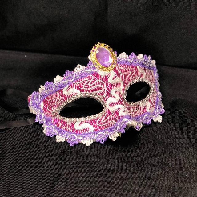 venecianskaya maska