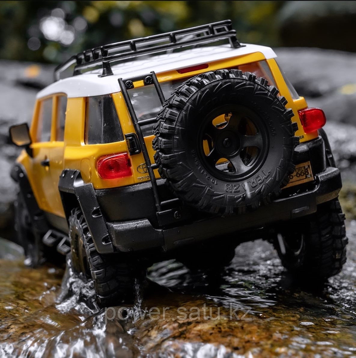 Toyota FJ Cruiser 1:18 4x4 FMS - фото 3 - id-p114614338