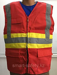 Жилет сигнальный цвет красный