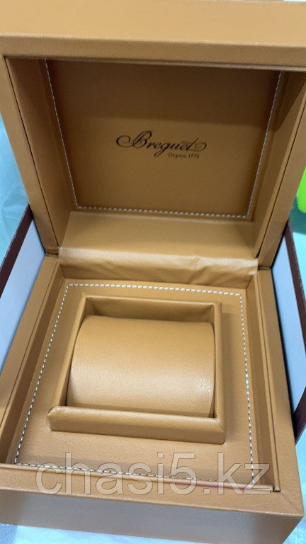 Фирменная коробка Breguet (21846)