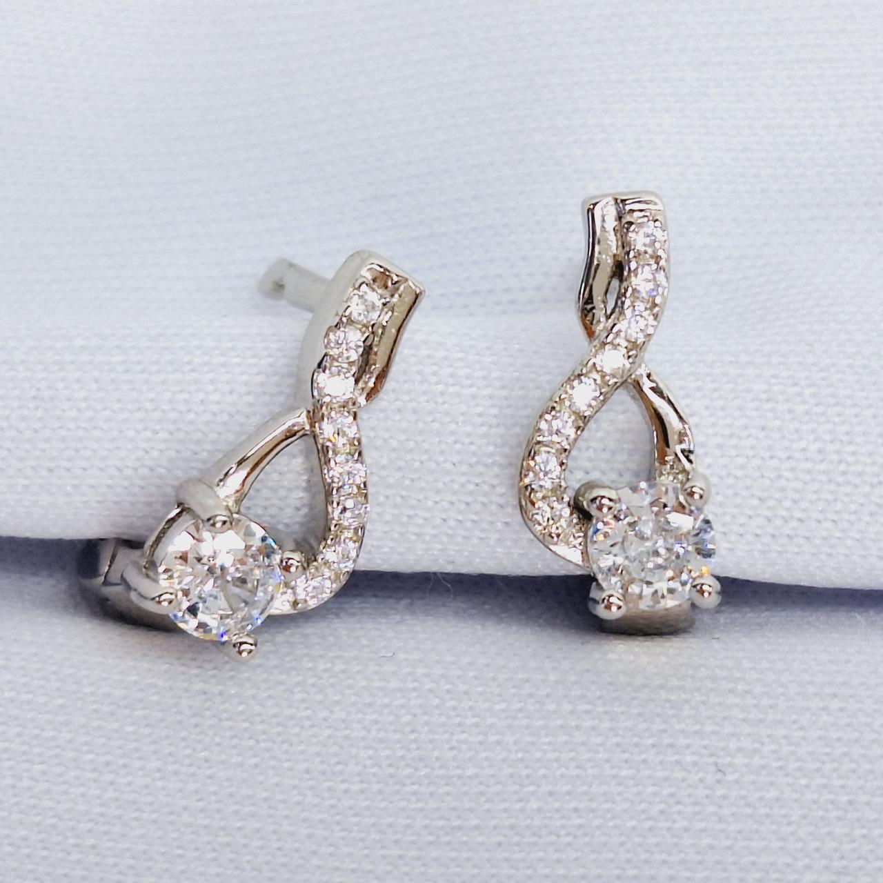 Серьги из серебра с фианитами M833, фото 1