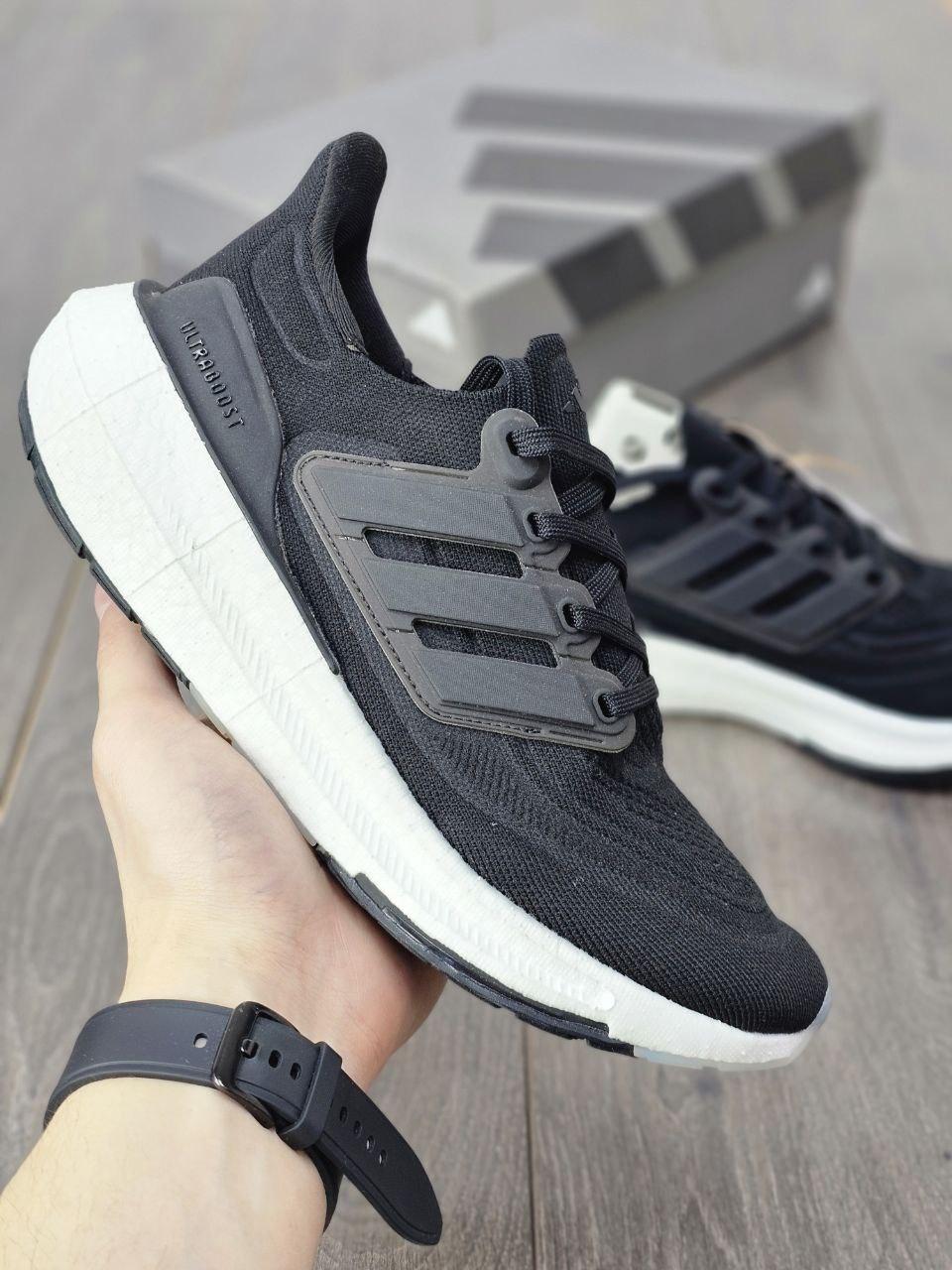 Кроссовки Adidas Ultraboost черные для бега ЛЮКС Качество - фото 2 - id-p114739286