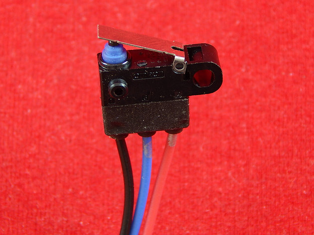 Микропереключатель D2HW-C211M с рычагом, SPDT, 0,1A, 125В, фото 2