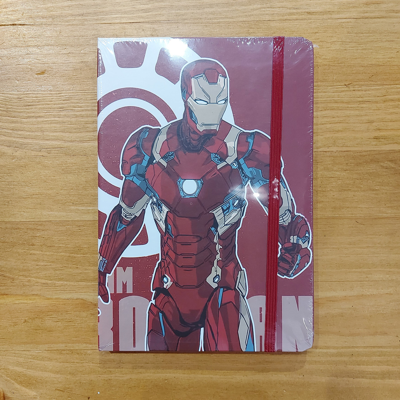 Блокнот для детей "Iron Man" на резинке. Marvel. А5. Подарочный ежедневник Железный Человек. Записная книжка.