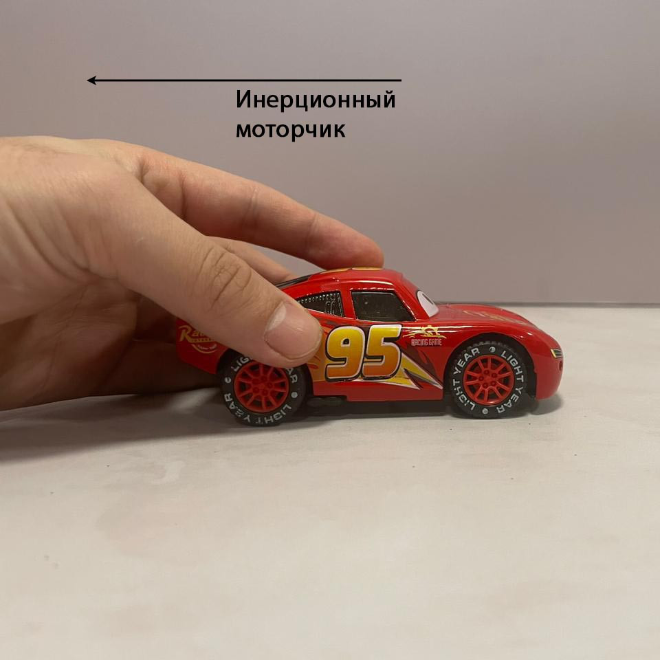 Детская игрушечная машинка металлическая Молния Маквин красная - фото 4 - id-p114813624