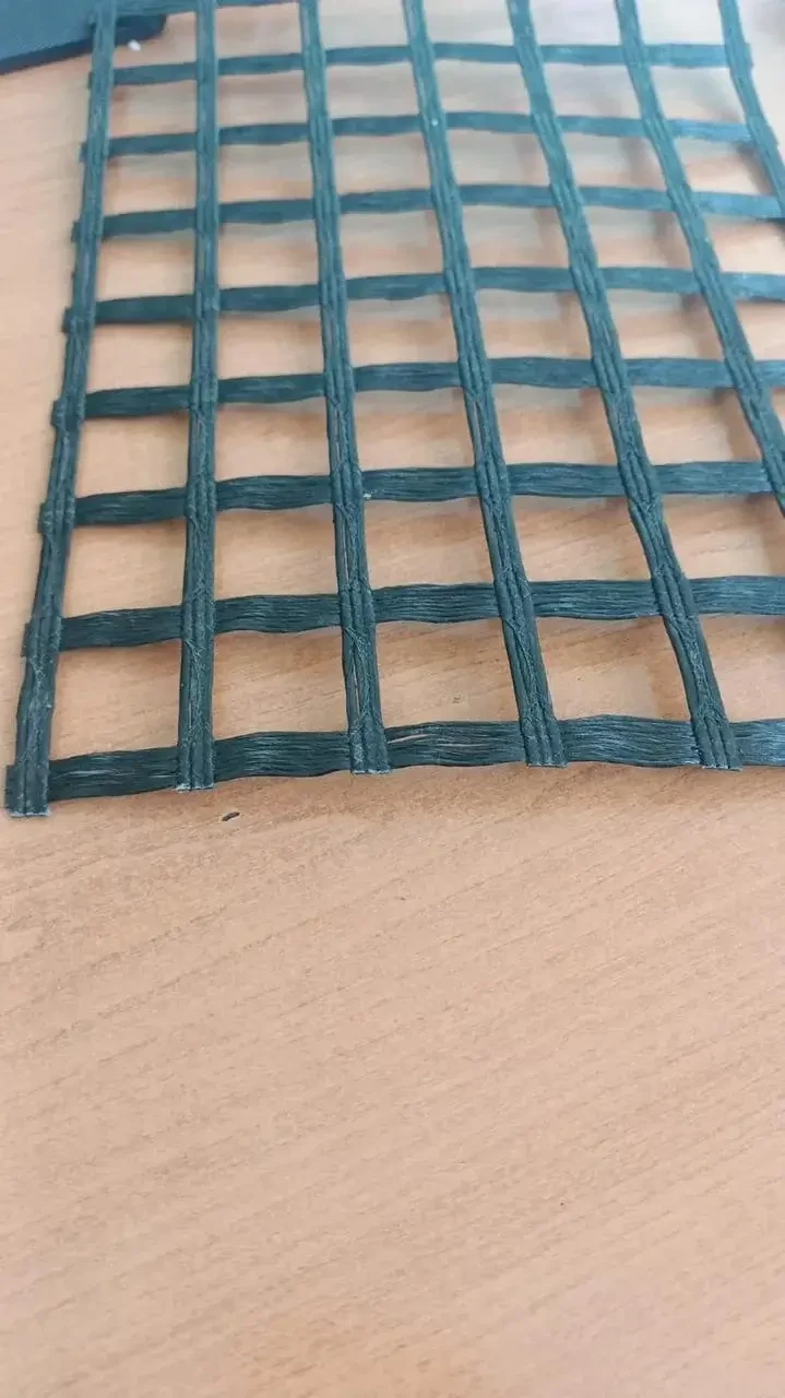 Полиэфирная геосетка