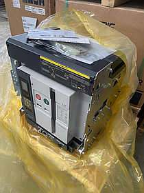 Воздушный автоматический выключатель LSAS-40E3-40A M2D2D2BX 630-6300А